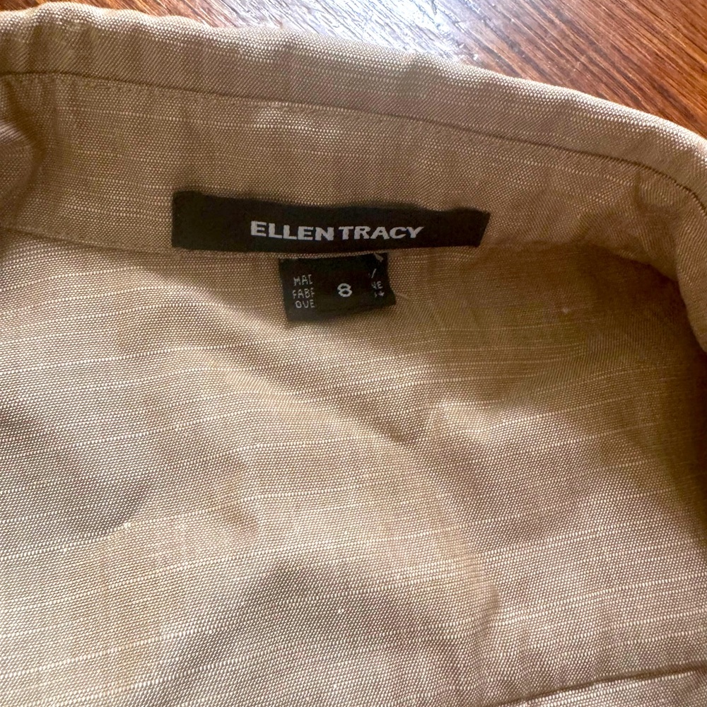 Ellen Tracy Linen Suit size 8